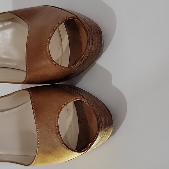 Christian Louboutin Leather red bottoms D'Orsay tan peep toe pumps 39.5 - Picture 9 of 13